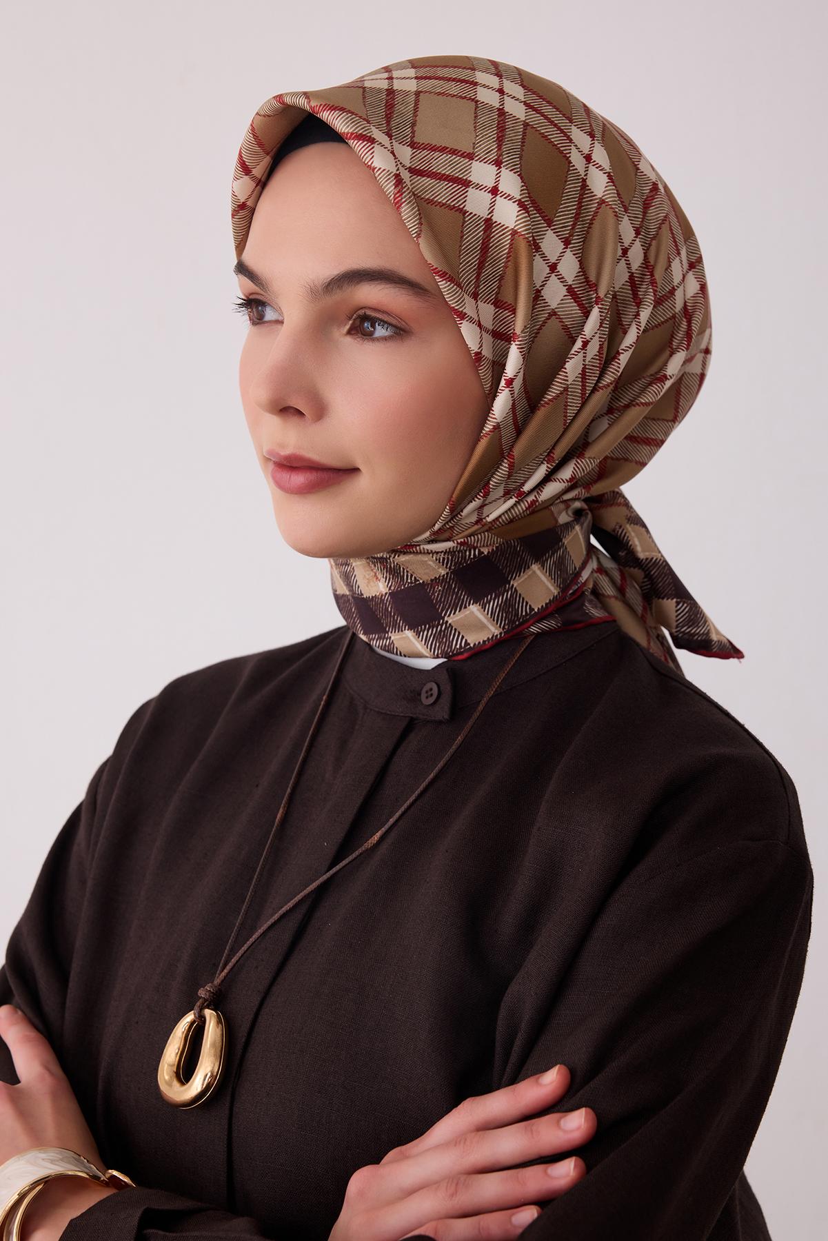 BELLİ TWİL İPEK EŞARP 2026/'27 SONBAHAR&KIŞ 4421 03