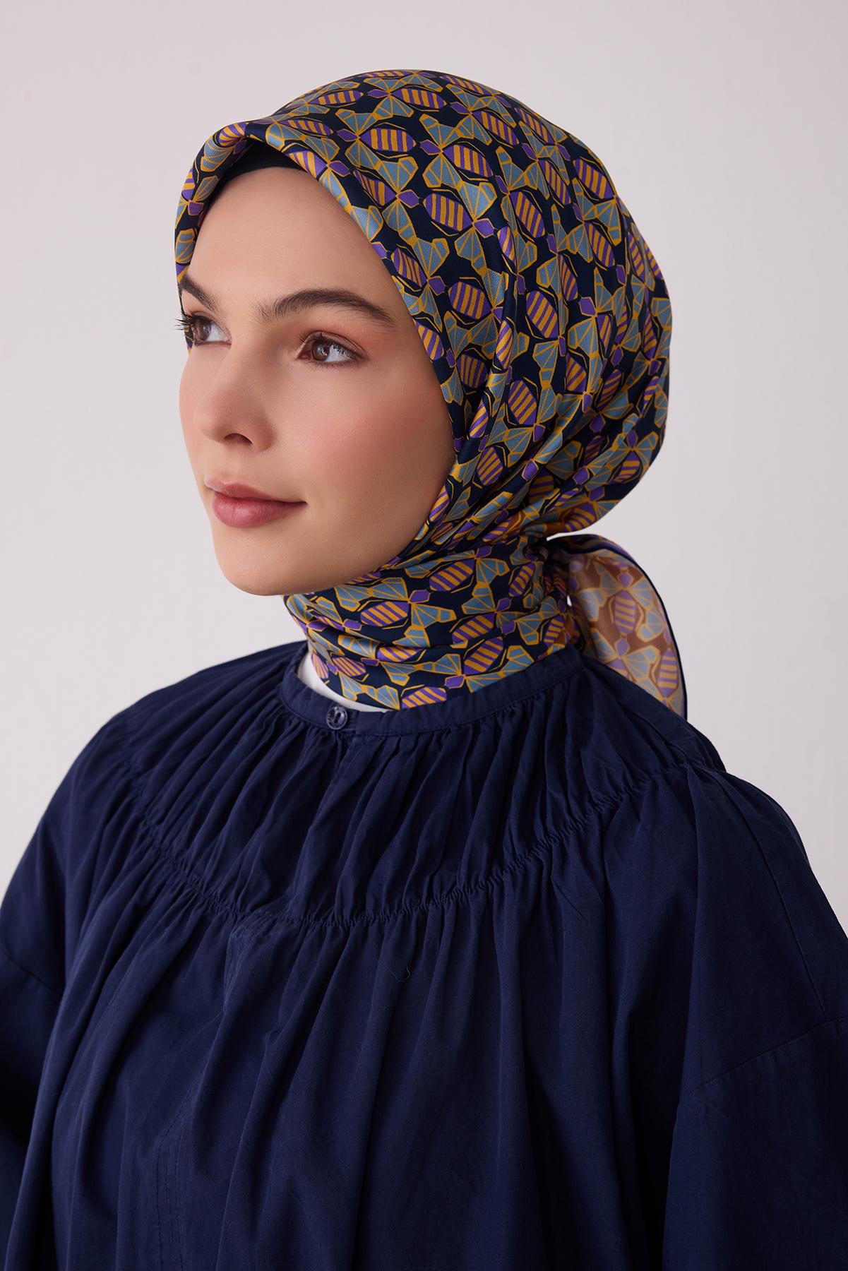 BELLİ TWİL İPEK EŞARP 2026/'27 SONBAHAR&KIŞ 4403 83