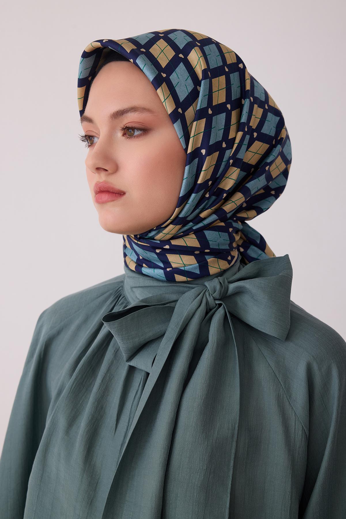 BELLİ TWİL İPEK EŞARP 2026/'27 SONBAHAR&KIŞ 4408 81