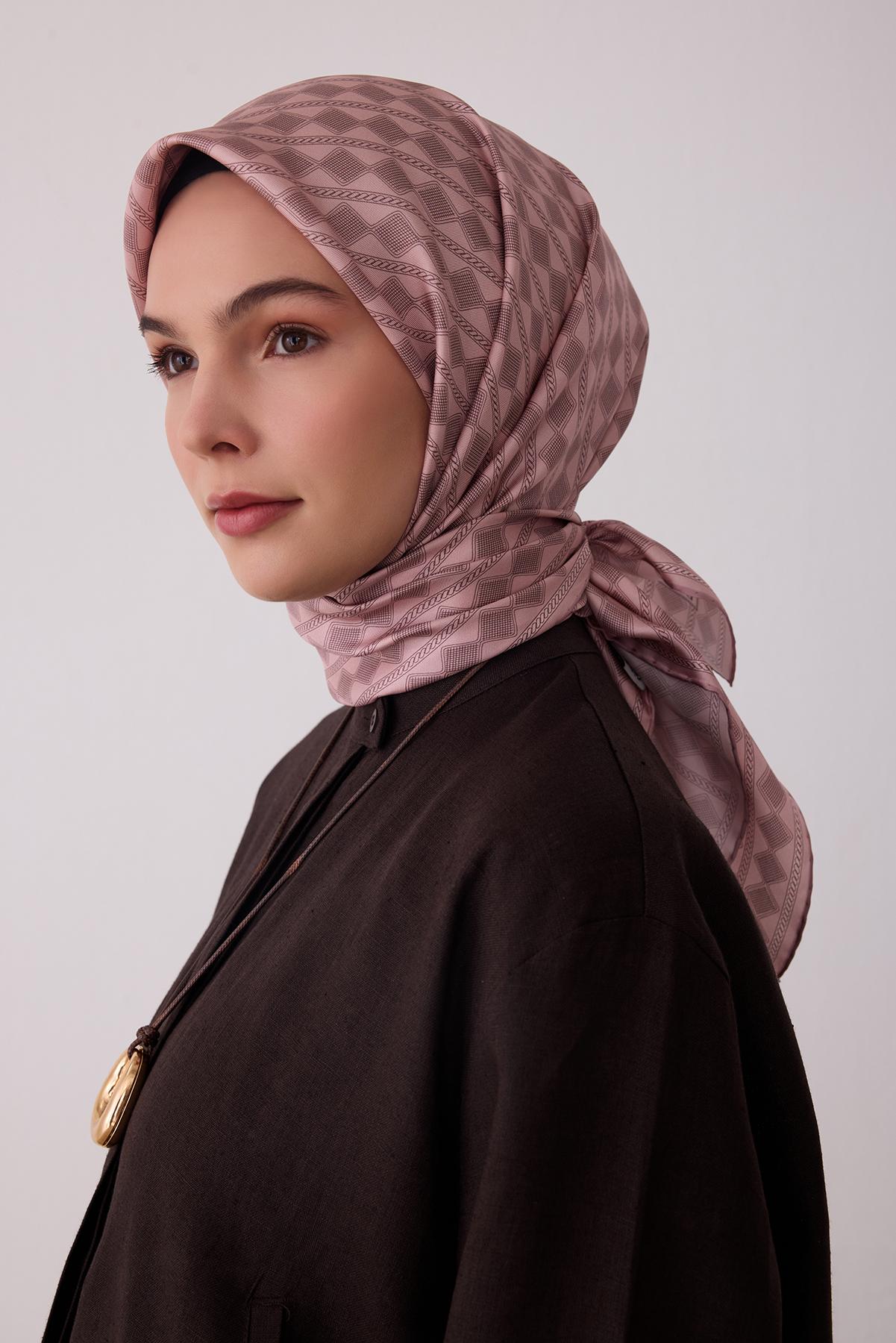 BELLİ TWİL İPEK EŞARP 2026/'27 SONBAHAR&KIŞ 4425 02