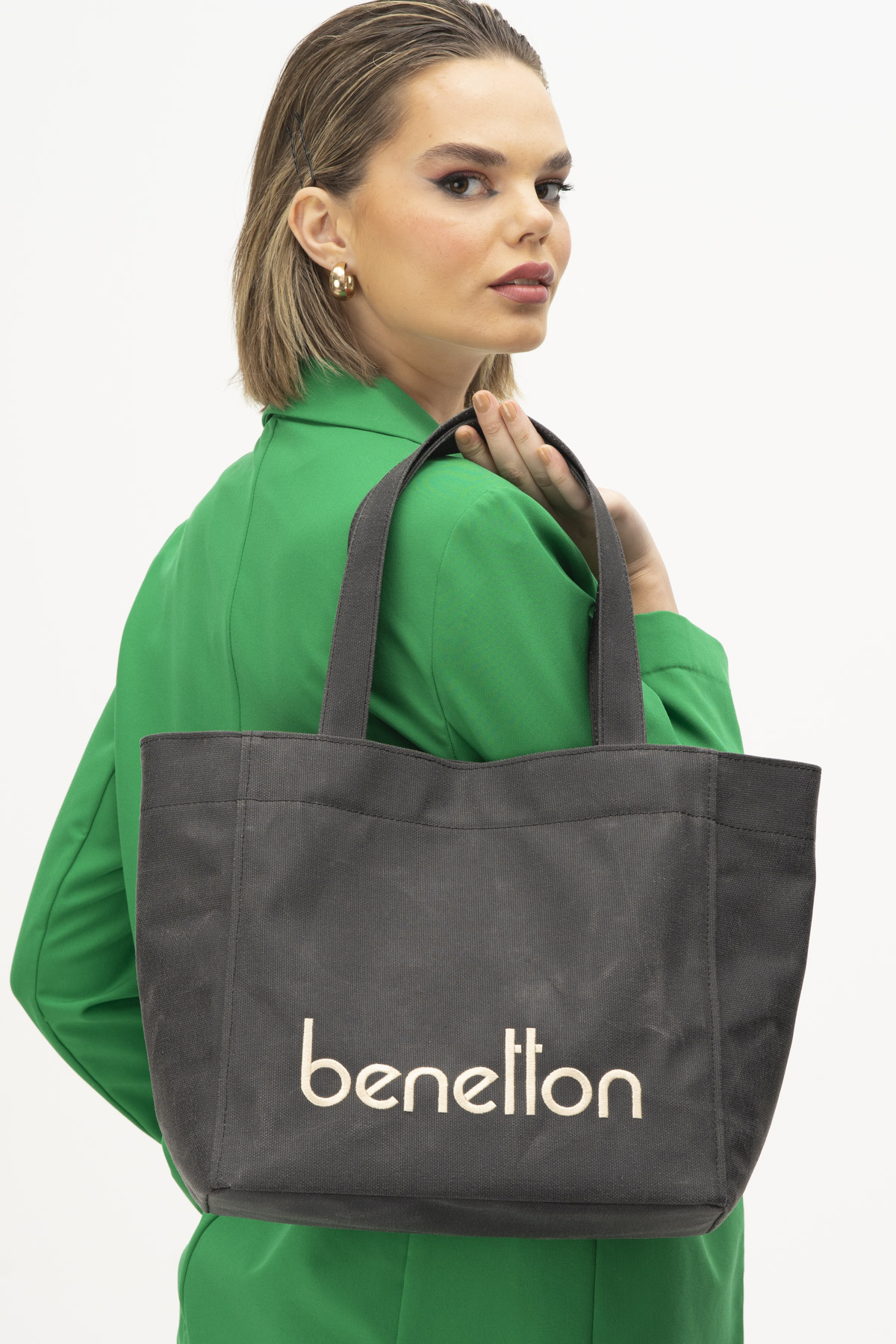 BENETTON BÜYÜK BOY ÇANTA SİYAH TAŞ KOD: BNT 1163