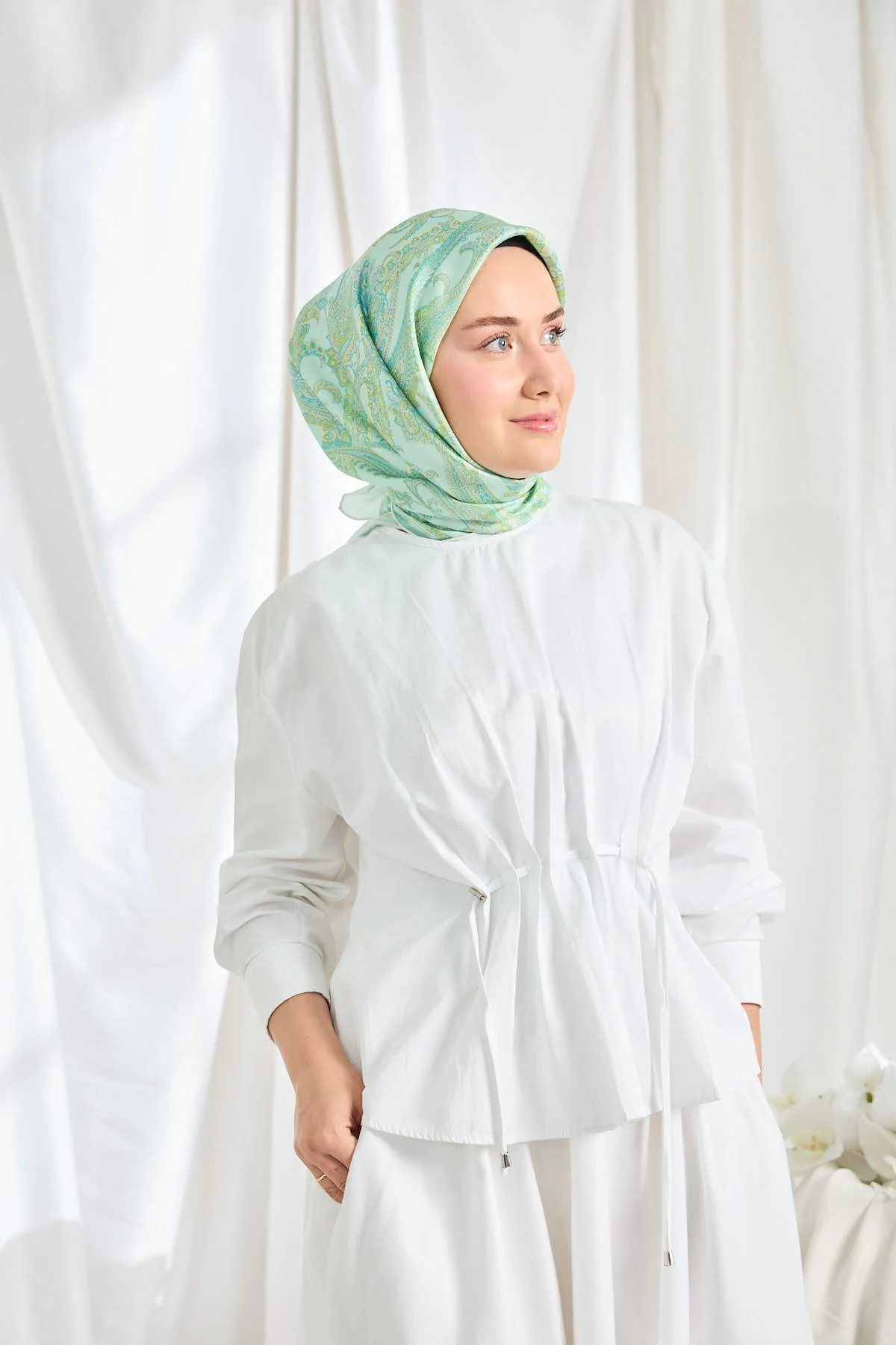 SİLK HOME Twill  İpek Eşarp Ottoman Paisley Mint Yeşili Ürün Kodu: 11542-10