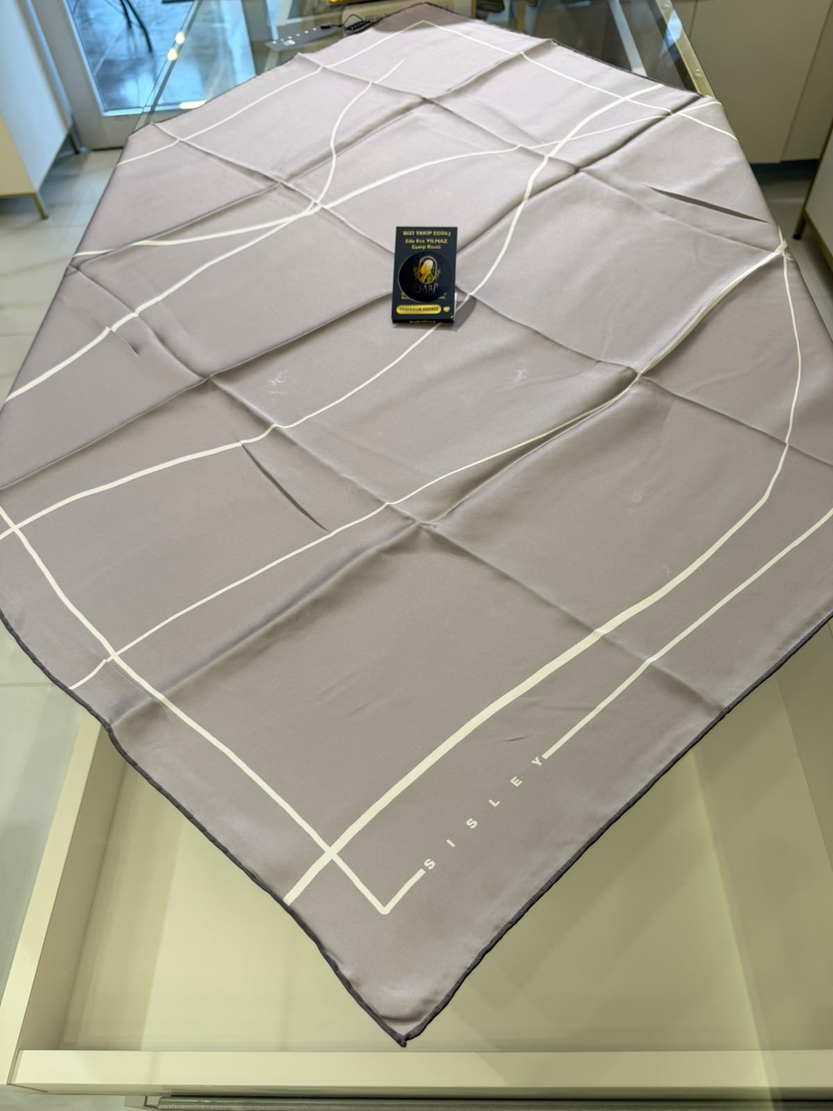 SİSLEY SURA İPEK EŞARP 2038 09 GRİ